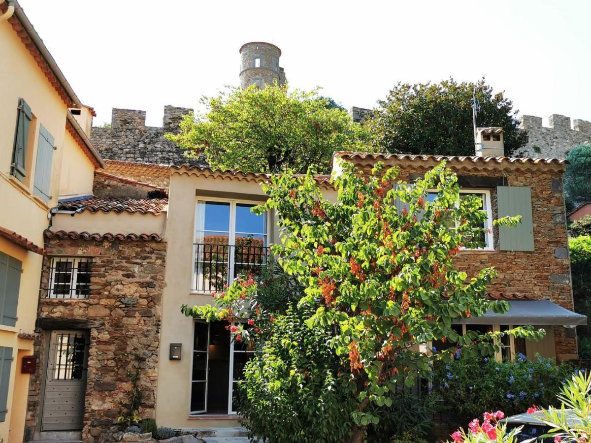 Pretty Historical Village House Grimaud Exterior foto